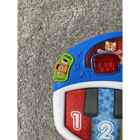 Piano Toy 3 Languages Music Numbers Animals Baby Einstein Discover and Play - Picture 3 of 9